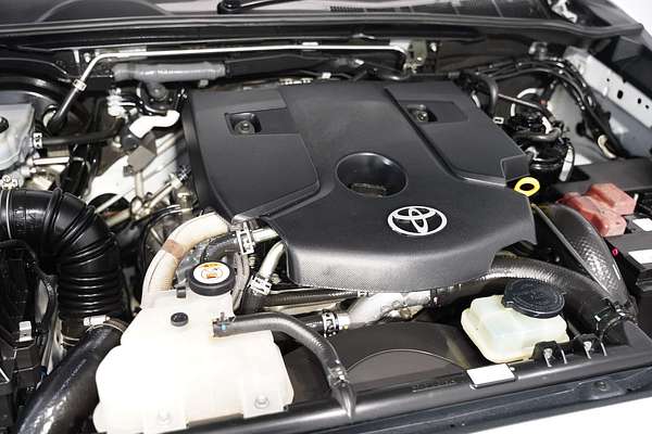 2016 Toyota Hilux SR GUN126R 4X4