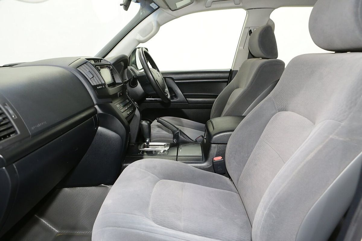 2017 Toyota Landcruiser GX VDJ200R
