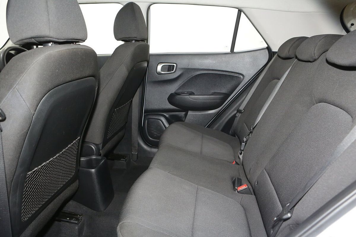 2020 Hyundai Venue Go QX