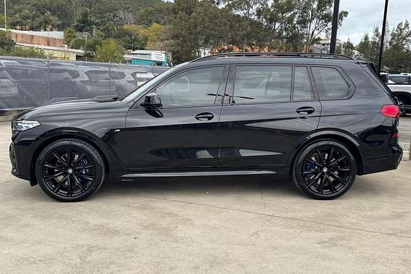 2021 BMW X7 M50i G07