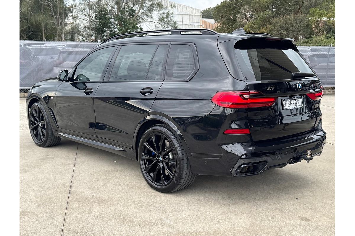 2021 BMW X7 M50i G07