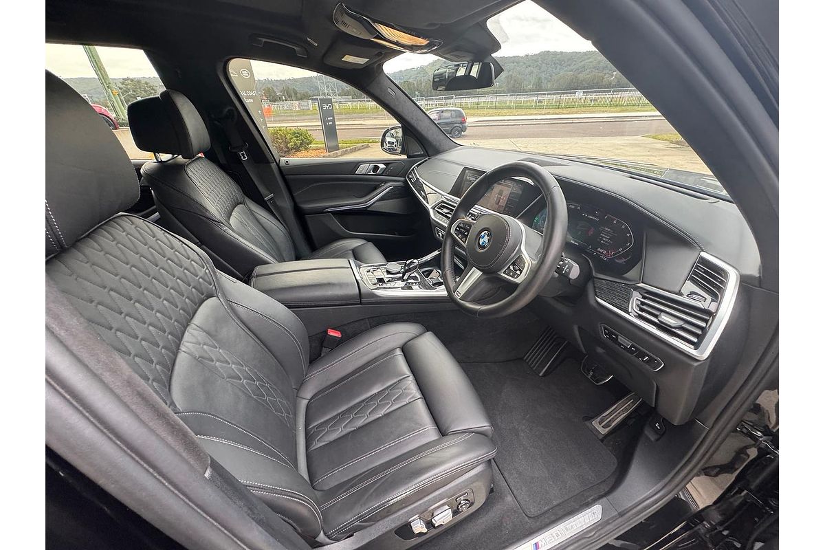 2021 BMW X7 M50i G07