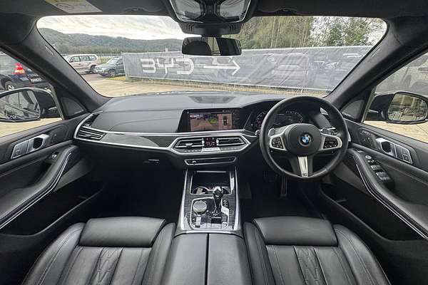 2021 BMW X7 M50i G07