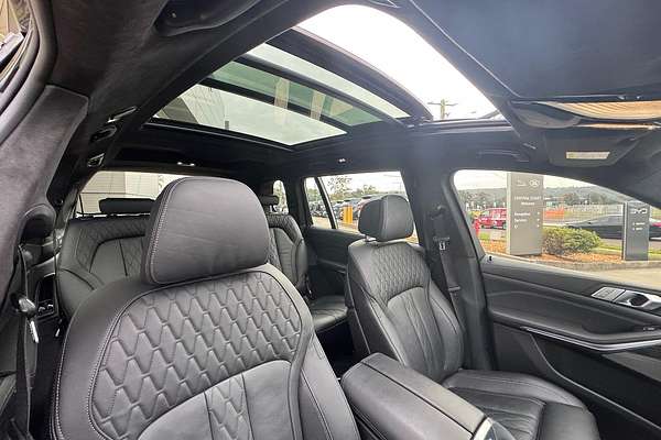 2021 BMW X7 M50i G07