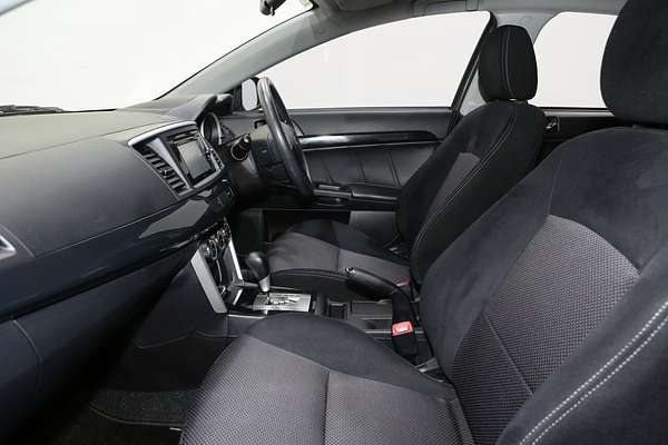 2017 Mitsubishi Lancer ES Sport CF