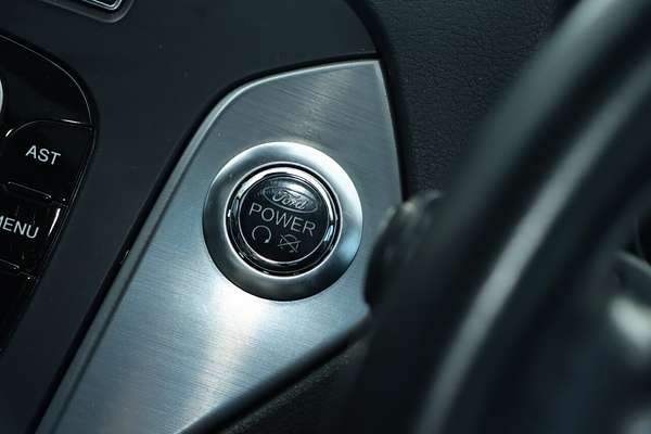2014 Ford Mondeo Titanium TDCi MC