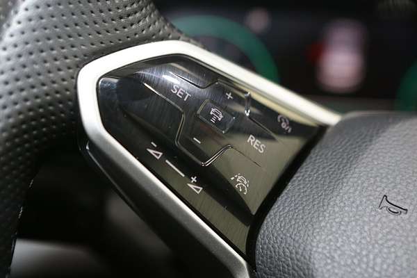 2022 Volkswagen Golf GTI 8