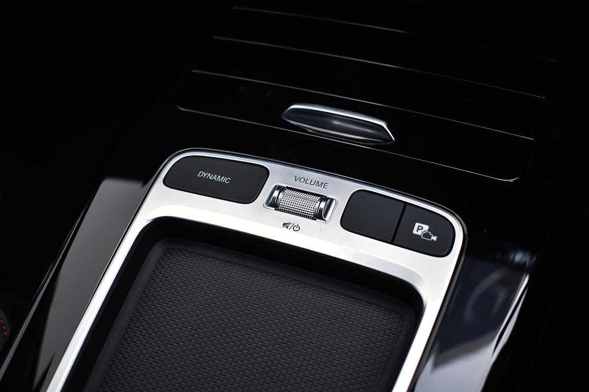 2024 Mercedes-Benz A-Class A200 V177