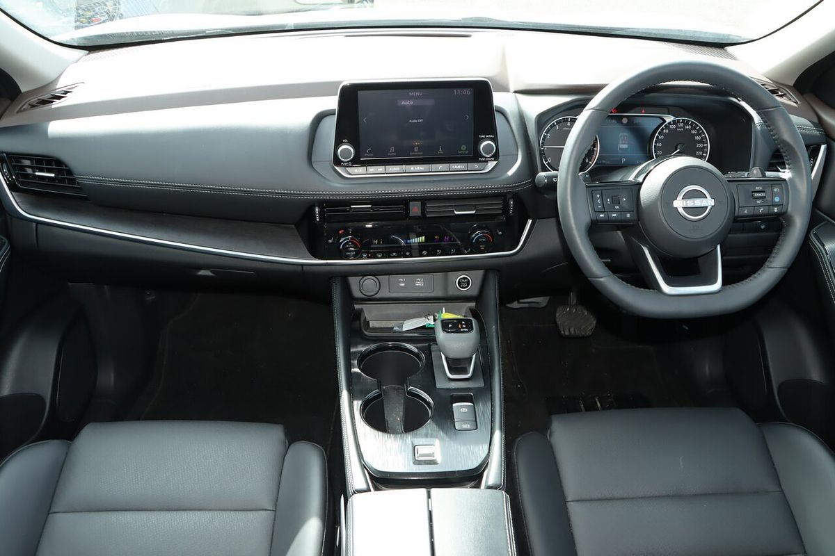 2024 Nissan X-TRAIL ST-L T33