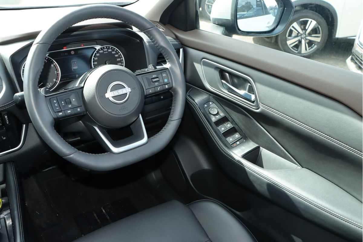 2024 Nissan X-TRAIL ST-L T33