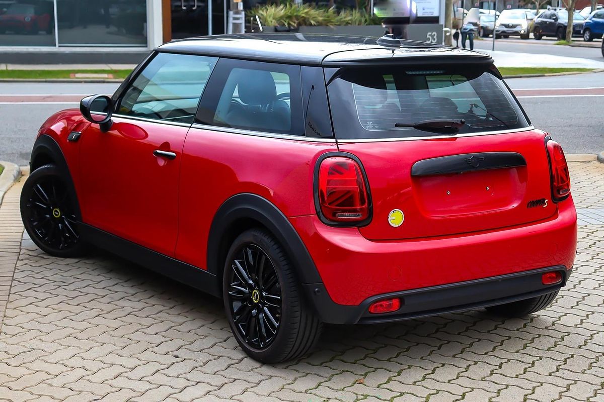 2022 MINI Hatch Cooper SE Classic F56 LCI-2