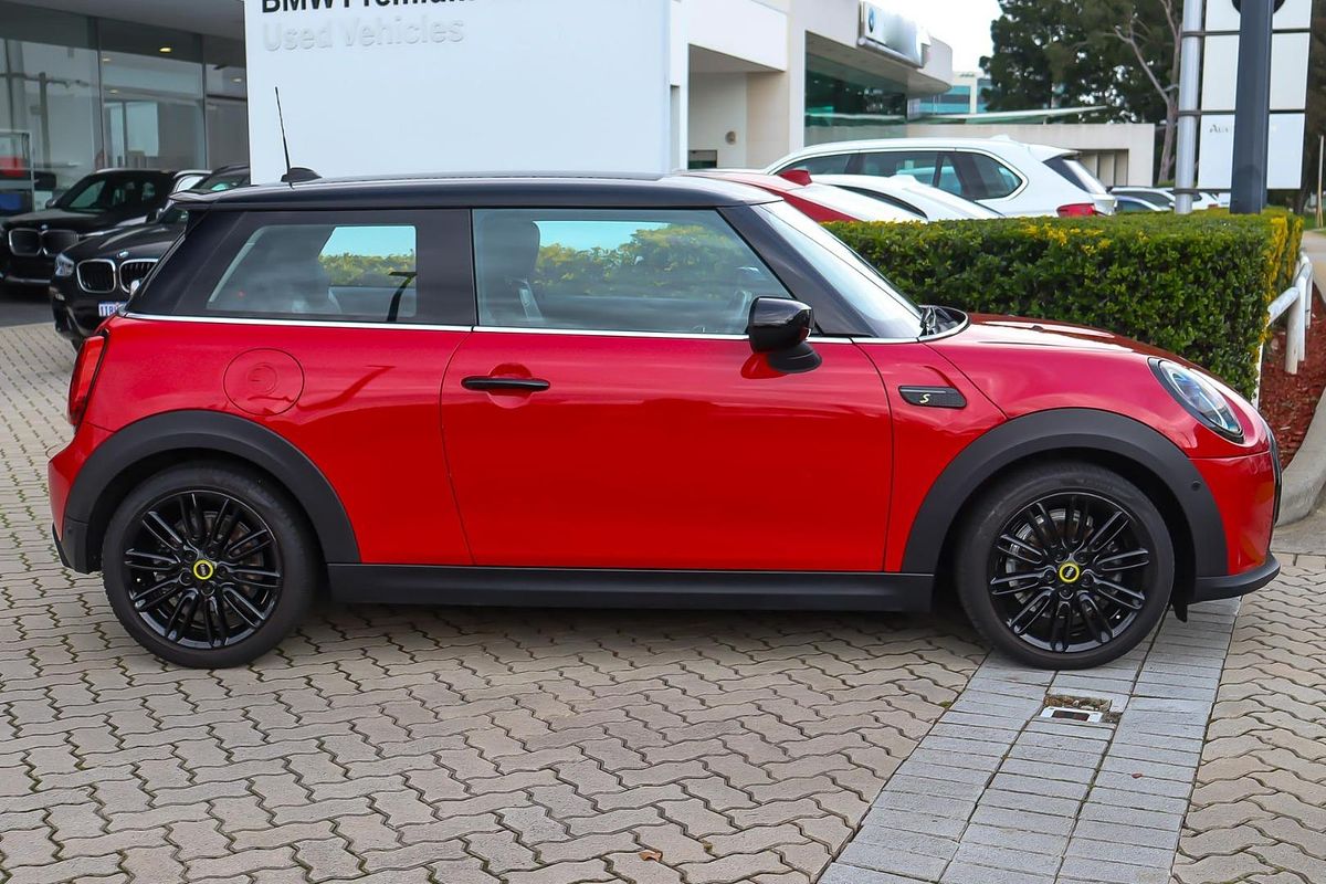 2022 MINI Hatch Cooper SE Classic F56 LCI-2