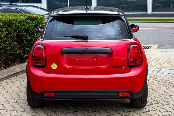 2022 MINI Hatch Cooper SE Classic F56 LCI-2
