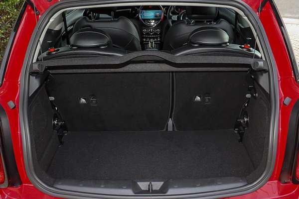 2022 MINI Hatch Cooper SE Classic F56 LCI-2