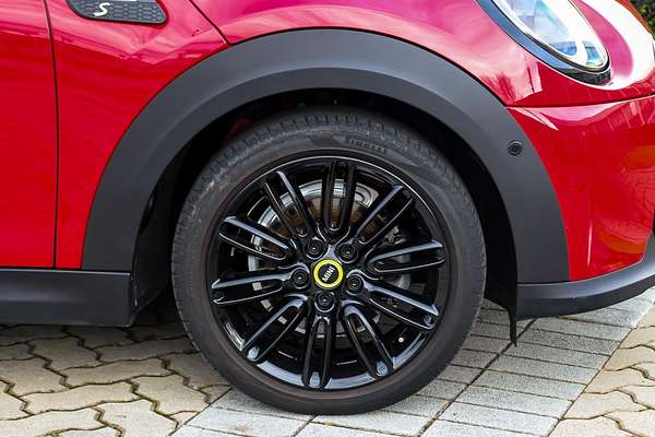 2022 MINI Hatch Cooper SE Classic F56 LCI-2