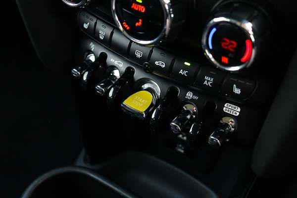 2022 MINI Hatch Cooper SE Classic F56 LCI-2