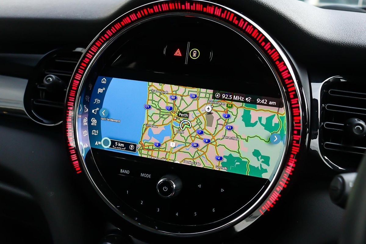 2022 MINI Hatch Cooper SE Classic F56 LCI-2