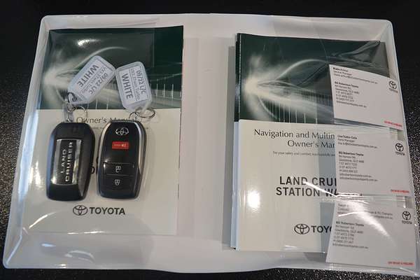2022 Toyota Landcruiser VX FJA300R