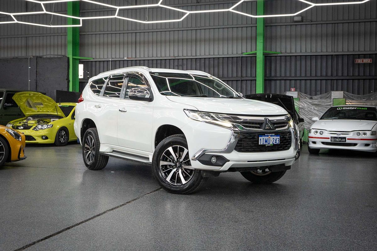 2016 Mitsubishi Pajero Sport GLS QE