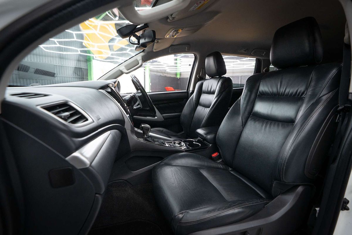 2016 Mitsubishi Pajero Sport GLS QE