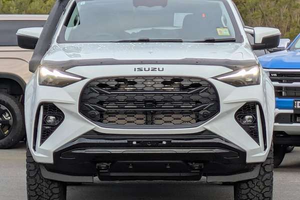 2025 Isuzu MU-X LS-U