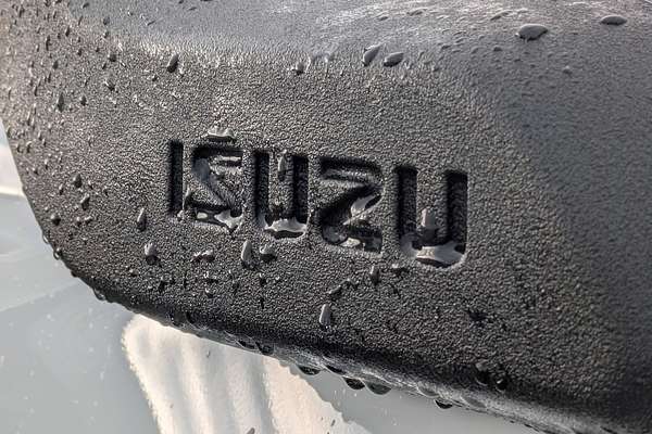 2025 Isuzu MU-X LS-U