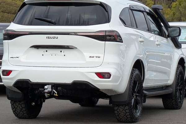 2025 Isuzu MU-X LS-U