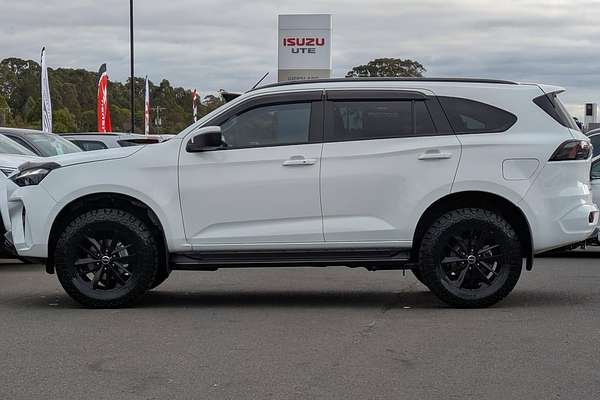 2025 Isuzu MU-X LS-U