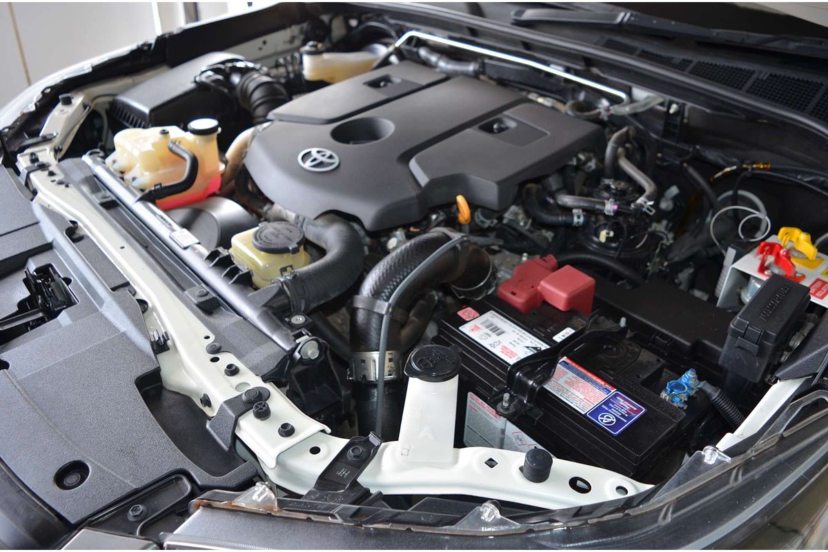 2021 Toyota Hilux SR GUN126R 4X4