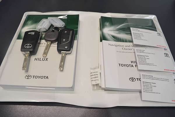 2021 Toyota Hilux SR GUN126R 4X4