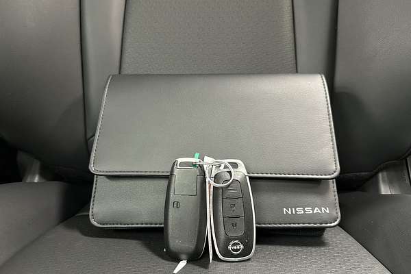2024 Nissan X-TRAIL ST-L T33