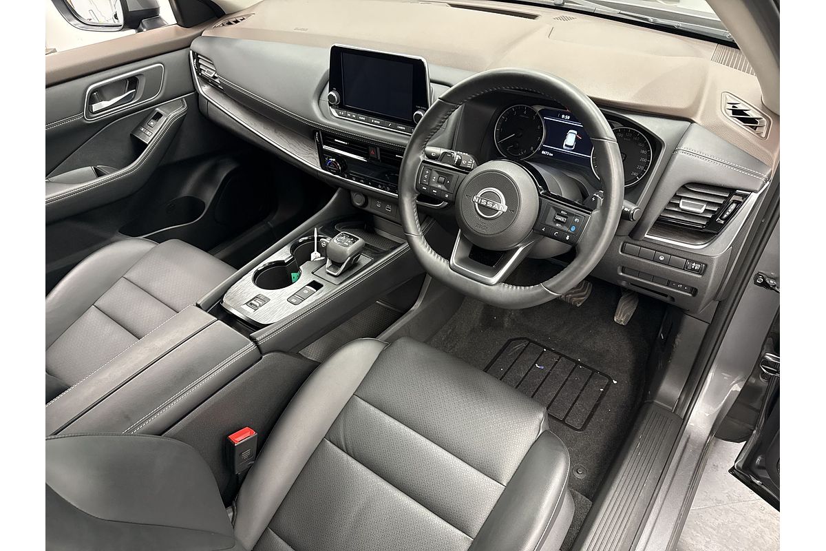 2024 Nissan X-TRAIL ST-L T33