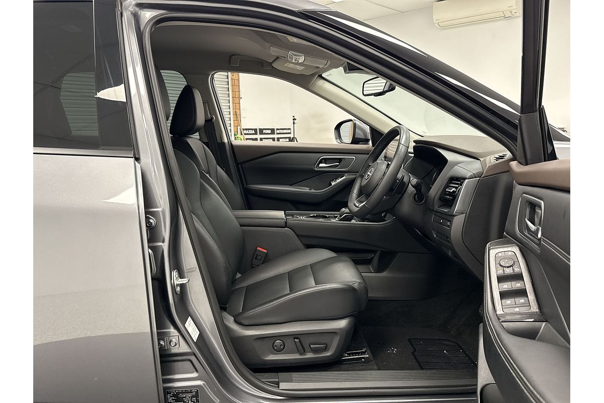 2024 Nissan X-TRAIL ST-L T33