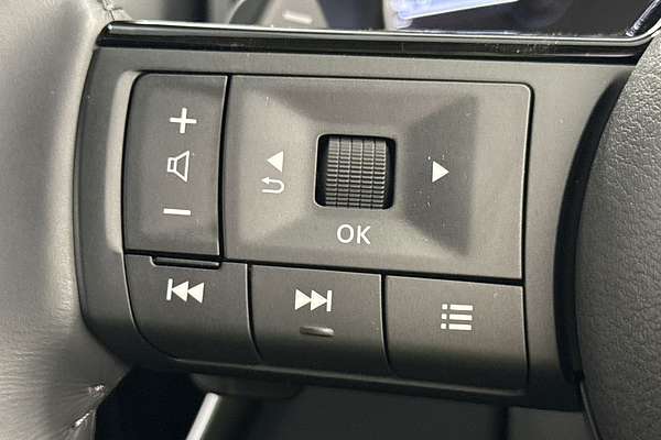 2024 Nissan X-TRAIL ST-L T33