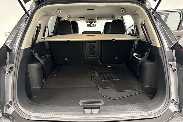 2024 Nissan X-TRAIL ST-L T33