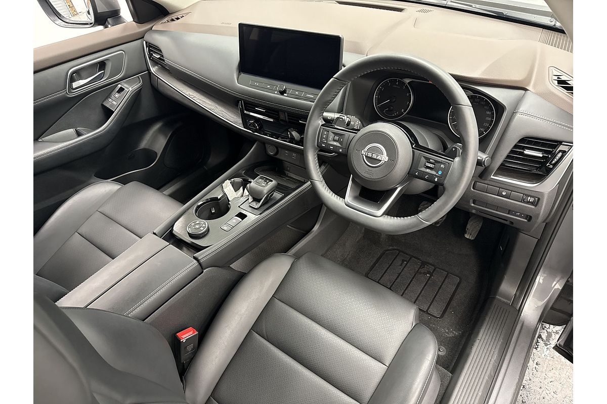 2024 Nissan X-TRAIL ST-L T33
