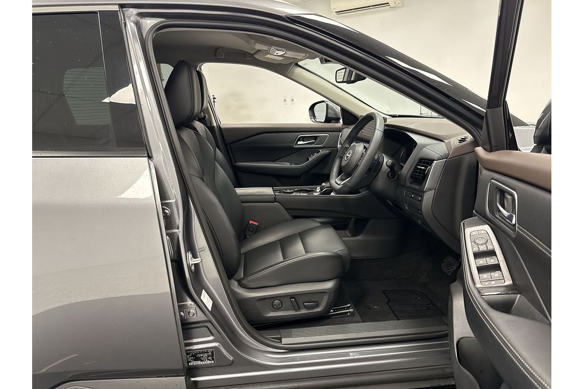 2024 Nissan X-TRAIL ST-L T33