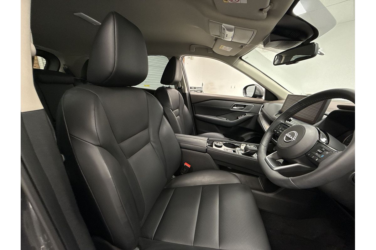 2024 Nissan X-TRAIL ST-L T33