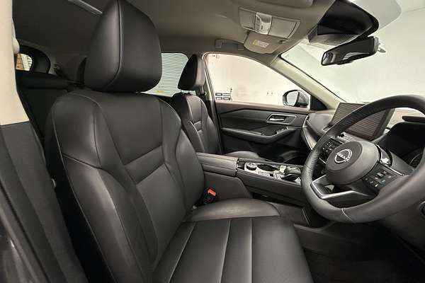2024 Nissan X-TRAIL ST-L T33