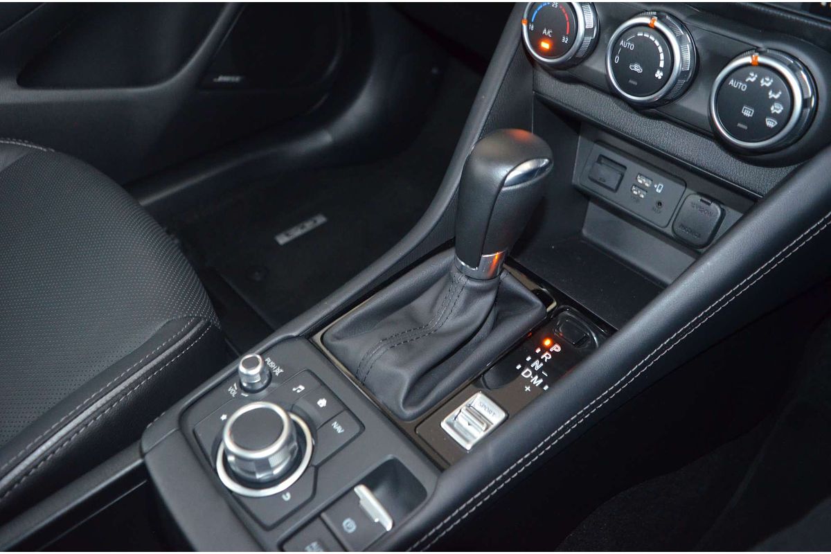 2024 Mazda CX-3 G20 Akari DK