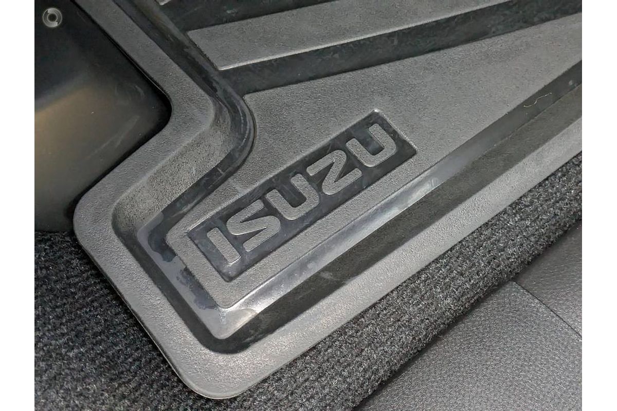 2025 Isuzu MU-X LS-U