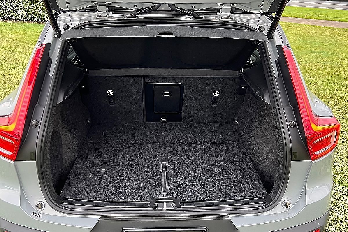 2023 Volvo XC40 Recharge Twin Pure Electric
