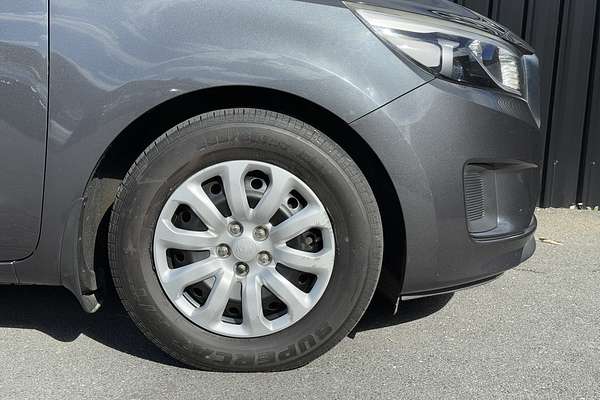 2016 Kia Carnival S YP