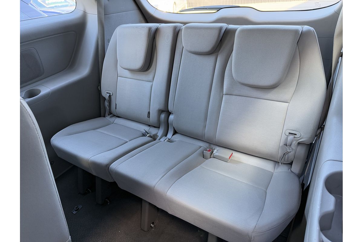 2016 Kia Carnival S YP