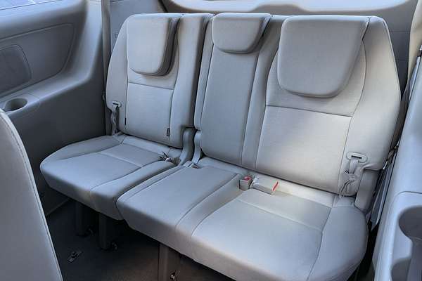2016 Kia Carnival S YP