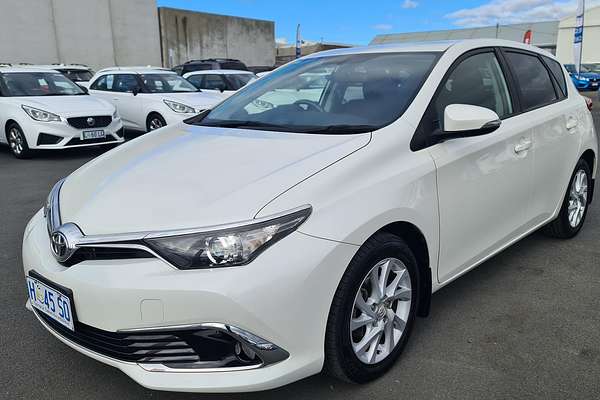 2018 Toyota Corolla Ascent Sport ZRE182R