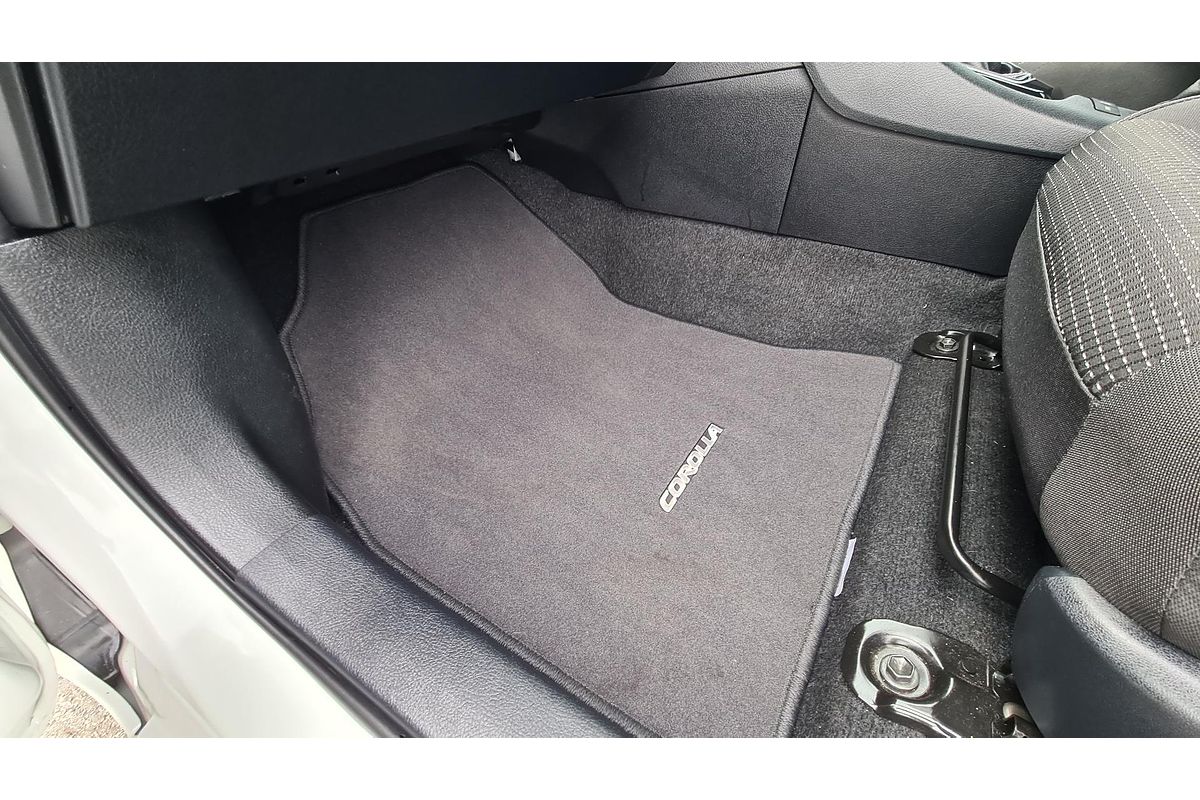 2018 Toyota Corolla Ascent Sport ZRE182R
