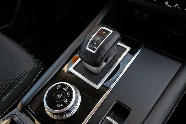 2023 Mitsubishi Outlander ES ZM