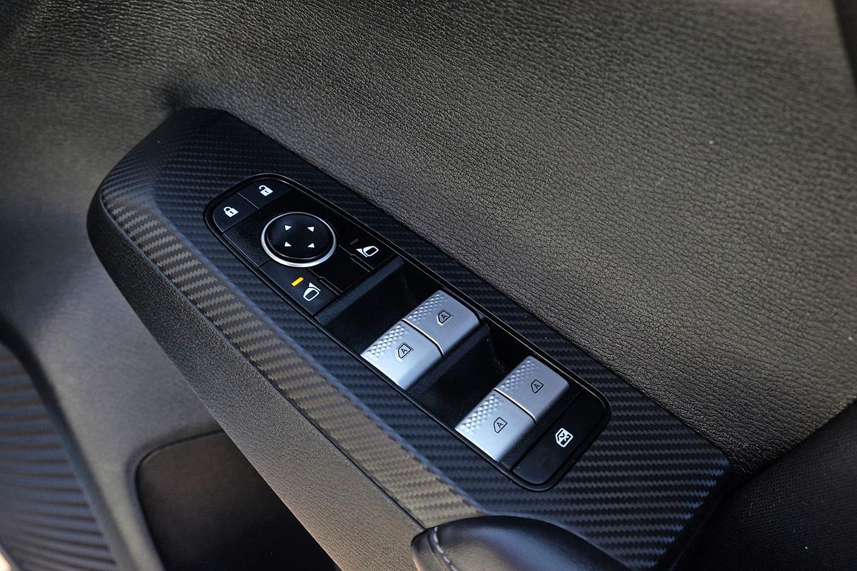 2023 Mitsubishi Outlander ES ZM