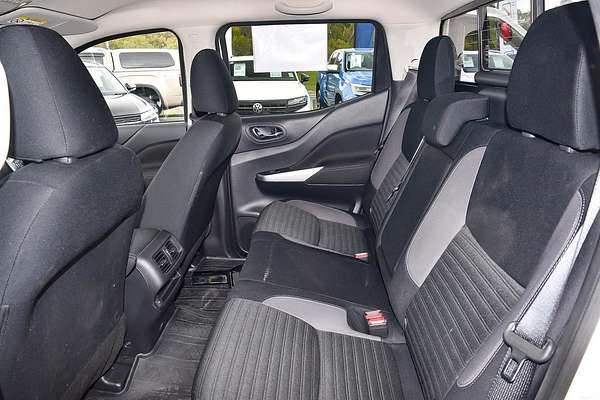 2023 Nissan Navara ST D23 4X4